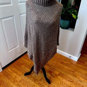 Charlie Paige  Poncho with subtle gold sparkle super soft